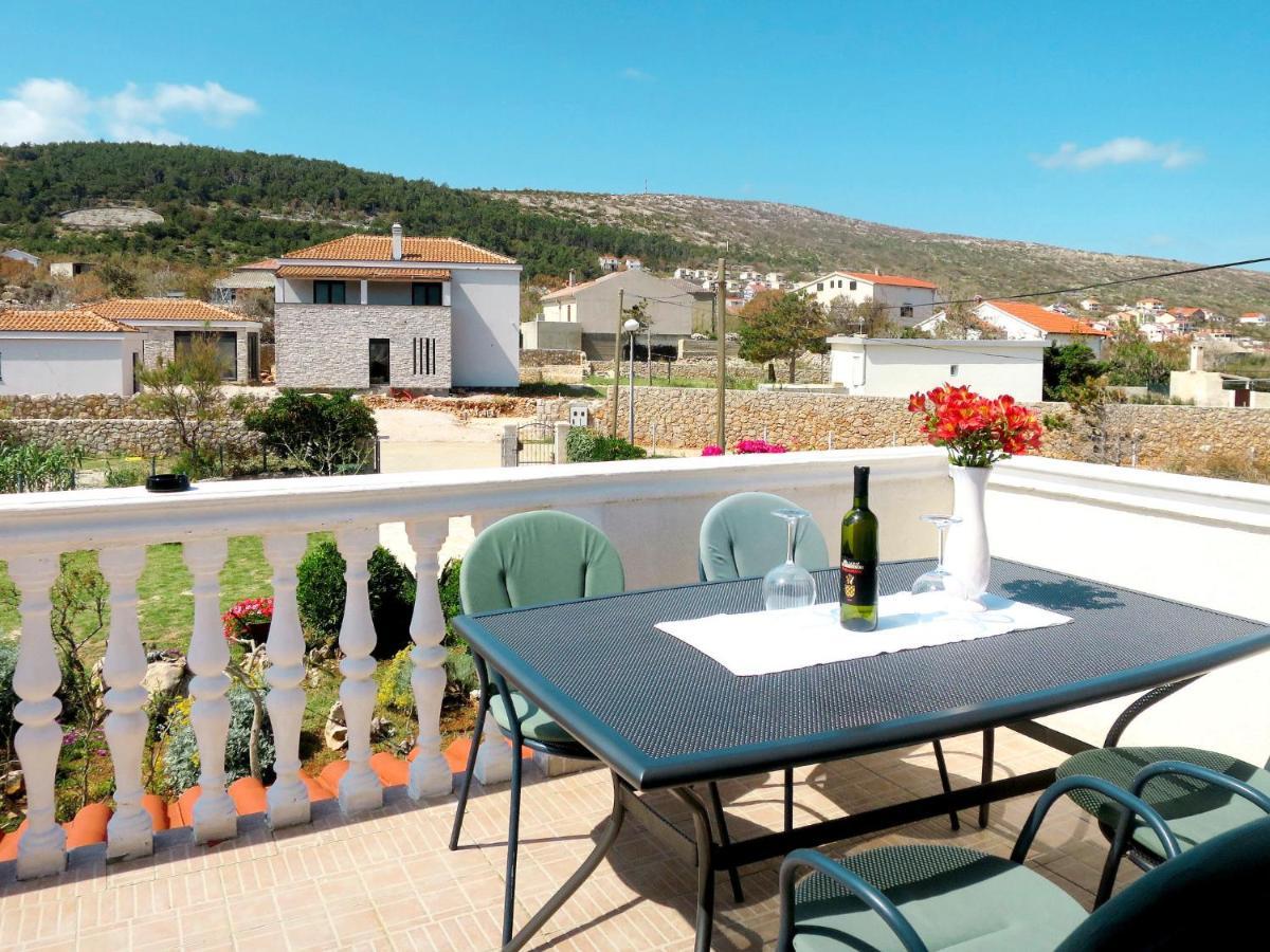 Apartment Lukeni-1 By Interhome Vinjerac Εξωτερικό φωτογραφία