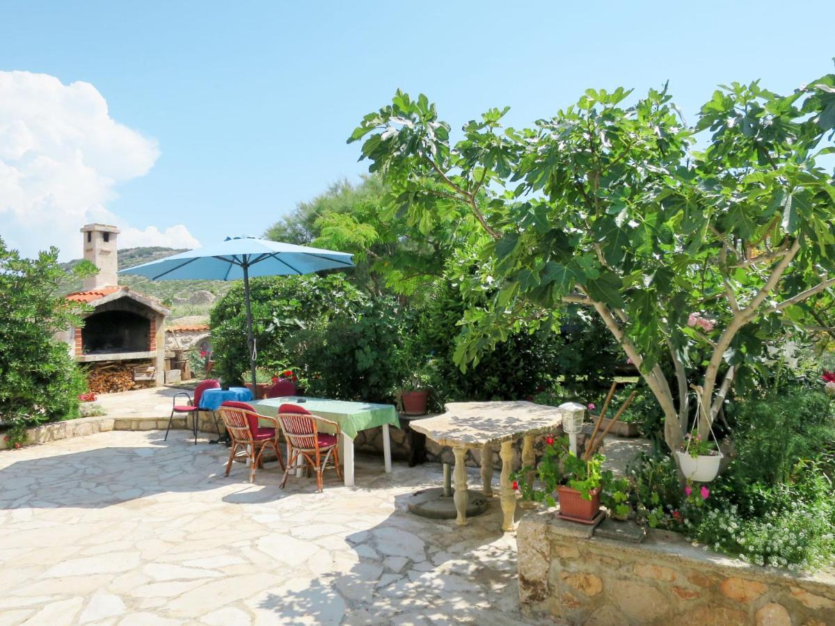 Apartment Lukeni-1 By Interhome Vinjerac Εξωτερικό φωτογραφία